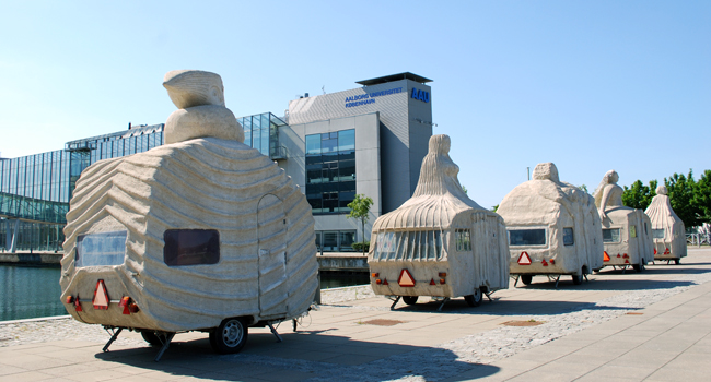 Bogreception: Den Sanselige udfordring - Campingkvinderne mellem kunst og videnskab